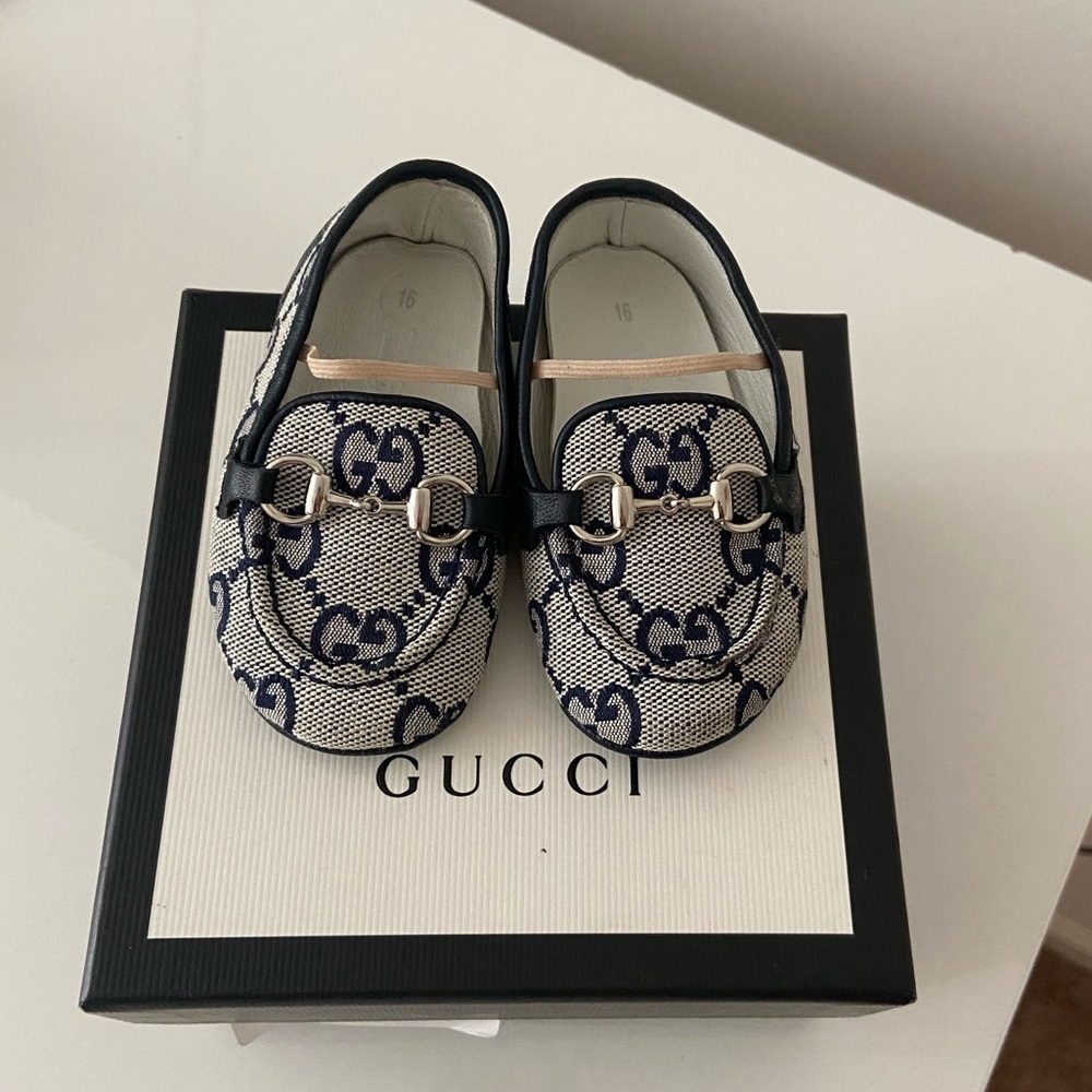 Gucci baby shoes